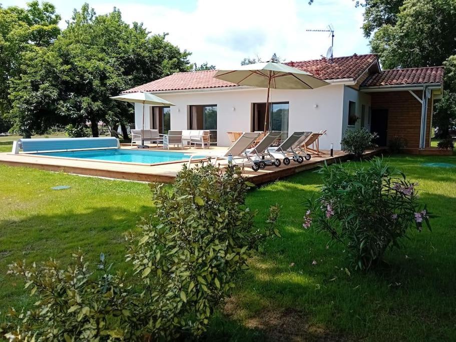 Maison Neuve Avec Piscine Chauffee, 4 Kms De Contis Plage Saint-Julien-en-Born Luaran gambar